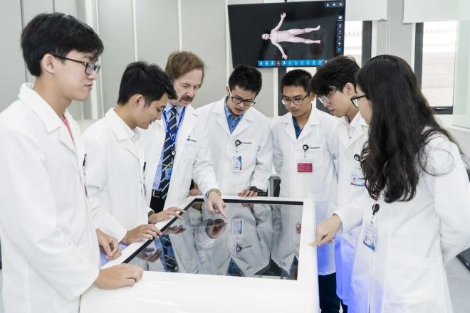 Вьетнамские медицинские университеты внедряют новое поколение  российского учебного оборудования  - ảnh 1
