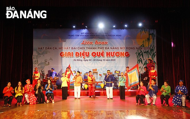 В городе Дананге открылся фестиваль народных песен и вокального искусства «Байчой» 2020 года  - ảnh 1