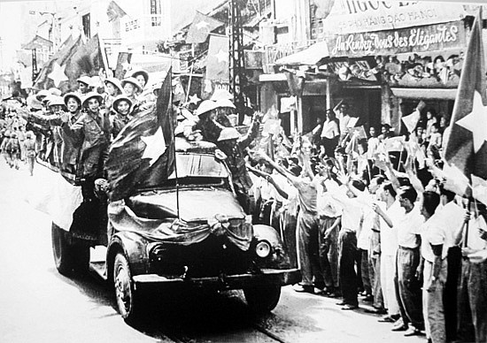 Песни, посвященные Дню полного освобождения Вьетнама - ảnh 1