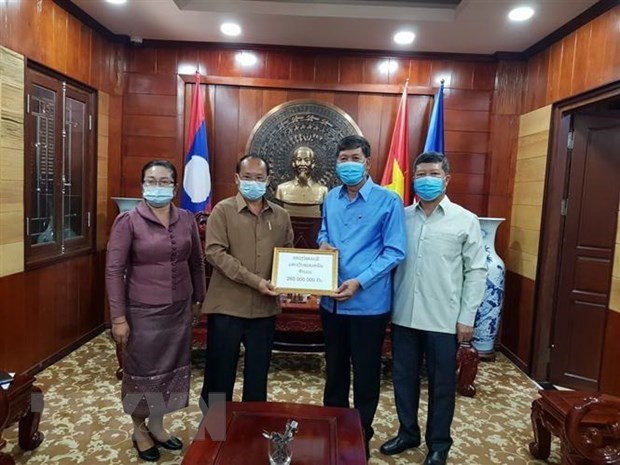 Лаос помогает Вьетнаму в борьбе с коронавирусом - ảnh 1
