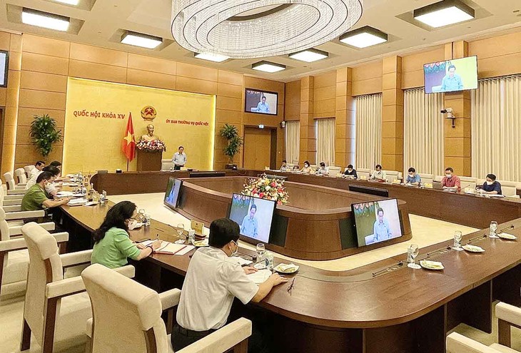 Вице-спикер парламента Чан Тхань Ман подчеркнул необходимость обновления метода проведения сессий Нацсобрания - ảnh 1