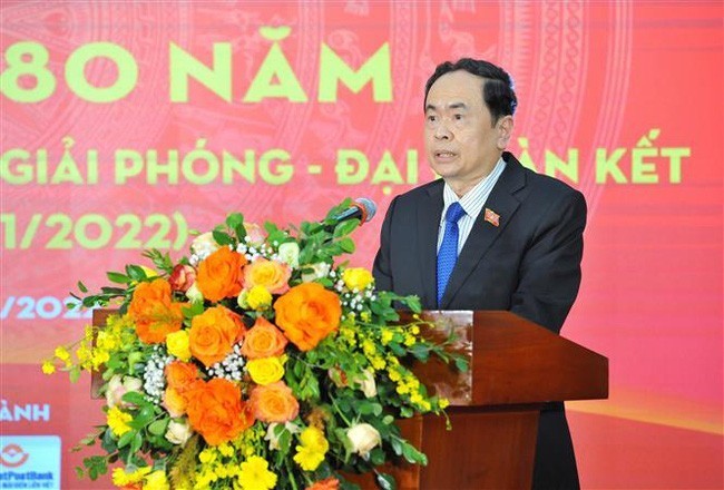 Вице-спикер парламента Чан Тхань Ман принял участие в церемонии празднования 80-летия со дня основания газеты «Дайдоанкет» - ảnh 1