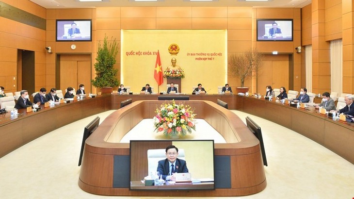 Открылось 8-е заседание Постоянного комитета Нацсобрания Вьетнама - ảnh 1