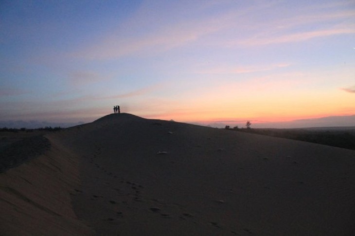 Красота песчаных дюн в южной провинции Ниньтхуан - ảnh 11