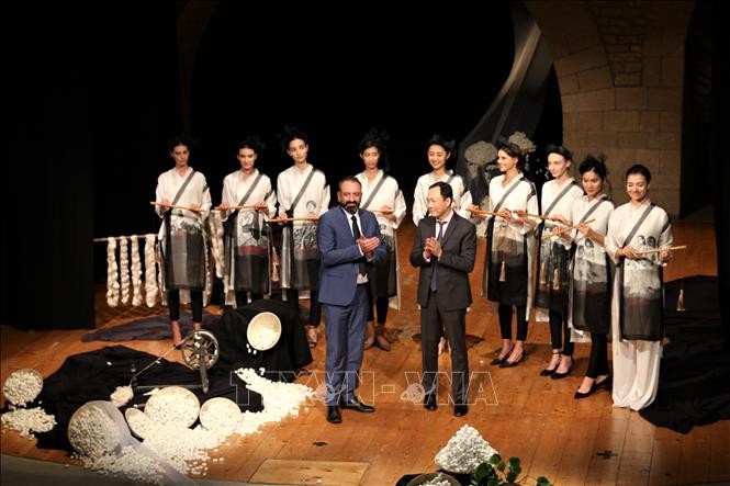 В Сан-Марино успешно прошла культурная программа «Вьетнамский шелк» - ảnh 1