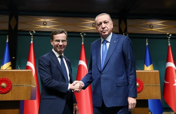 Швеция планирует возобновить переговоры с Турцией по НАТО - ảnh 1