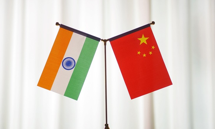 Индия и Китай рассматривают возможность вывода войск из спорных пограничных районов  - ảnh 1