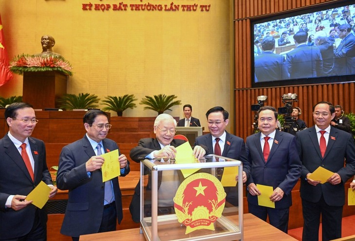 Товарищ Во Ван Тхыонг избран Национальным собранием президентом СРВ - ảnh 1
