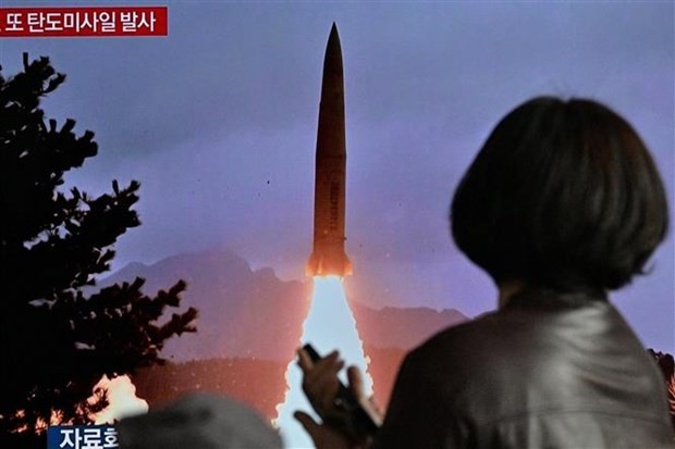 КНДР вновь запустила баллистическую ракету - ảnh 1