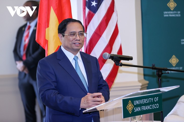 Премьер-министр Фам Минь Тинь посетил Университет Сан-Франциско с целью способствовать развитию вьетнамо-американского сотрудничества в области образования - ảnh 1