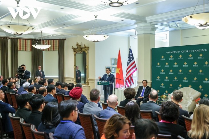 Премьер-министр Фам Минь Тинь посетил Университет Сан-Франциско с целью способствовать развитию вьетнамо-американского сотрудничества в области образования - ảnh 2