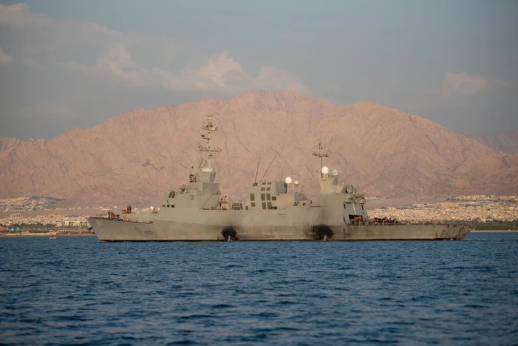США перехватили множество атак хуситов в Красном море - ảnh 1