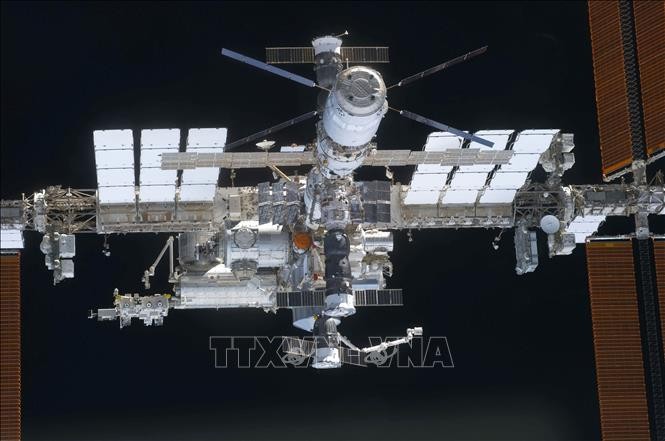 Россия и США договорились продлить перекрестные полеты на международную космическую станцию (МКС) - ảnh 1