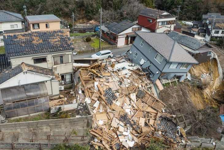 Землетрясение в Японии: Количество погибших продолжает расти, возникают затруднения в ходе поисково-спасательной операции  - ảnh 1