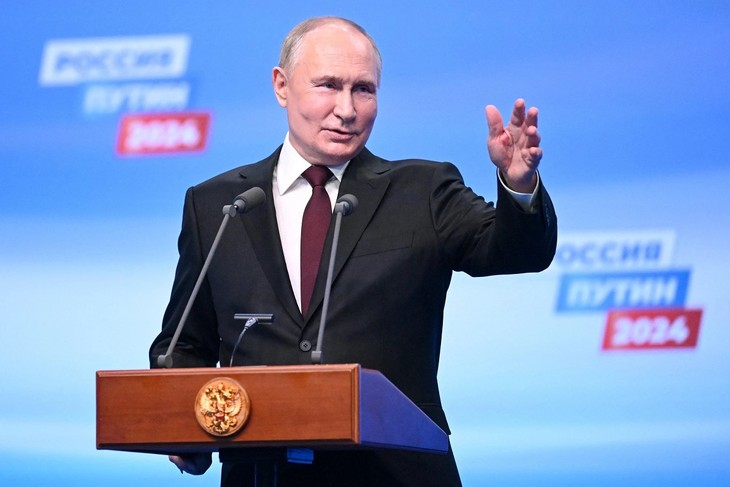 Владимир Путин лидирует на выборах президента РФ - ảnh 1