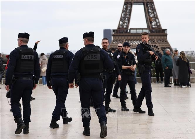 Франция провела учения по борьбе с терроризмом перед Олимпийскими играми 2024 года - ảnh 1