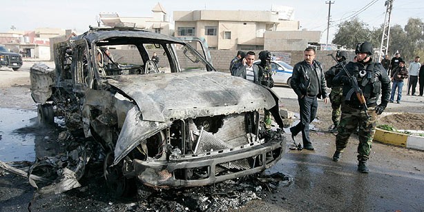 Coordinated attacks rock Iraq - ảnh 1