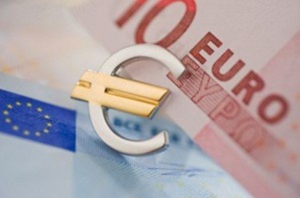 Euro crisis overshadows G8 talks - ảnh 1