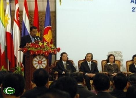 ASEAN Economic Ministers consult with China, South Korea, Japan - ảnh 1
