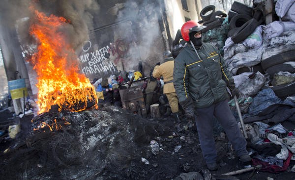 World urges peaceful solution to Ukraine’s crisis  - ảnh 1
