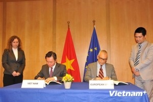 Vietnam, EU sign Partnership Cooperation Agreement protocol - ảnh 1
