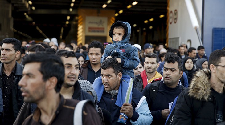 EU approves plan to resolve refugee crisis - ảnh 1