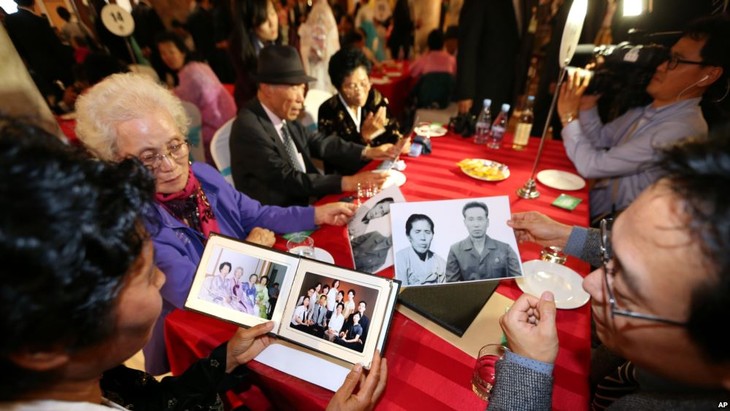 Koreas end second round of family reunions - ảnh 1