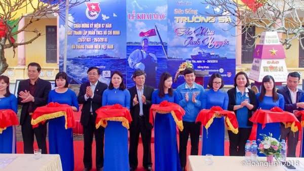 Exhibition “Spratly’s vitality – Volunteer colors” opens in Hung Yen - ảnh 1