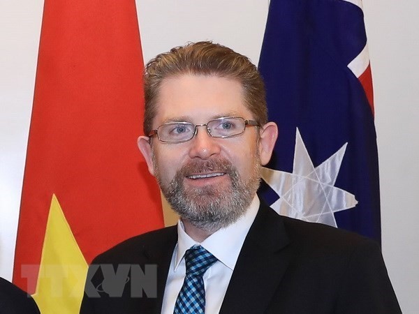 Australian Senate President begins official visit to Vietnam - ảnh 1