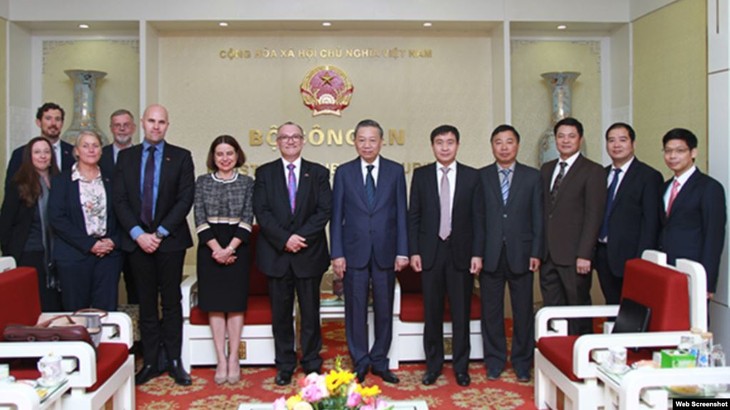 Vietnam, Australia boost bilateral cooperation in security - ảnh 1