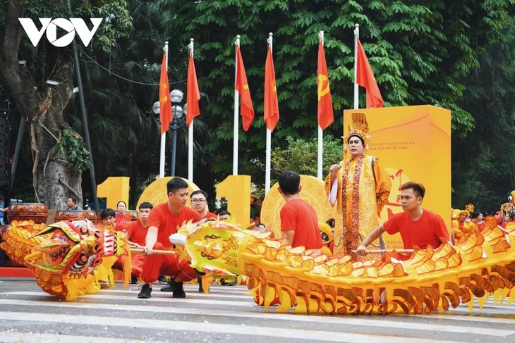 Dragon Dance Festival 2020 excites crowds in Hanoi - ảnh 8
