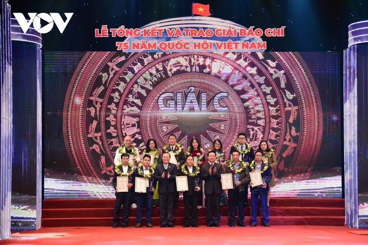 Giải báo chí “75 năm Quốc hội Việt Nam”: VOV đoạt 03 giải - ảnh 6