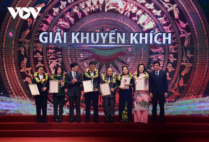 Giải báo chí “75 năm Quốc hội Việt Nam”: VOV đoạt 03 giải - ảnh 7