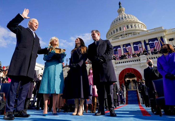 Photos of Joe Biden's inauguration as the 46th president of the United States  - ảnh 9