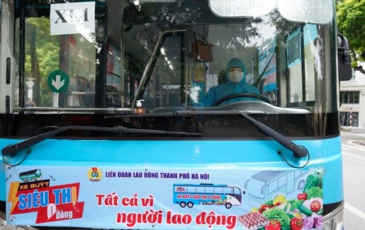 “Xe buýt siêu thị 0 đồng” kịp thời hỗ trợ người lao động Hà Nội ảnh hưởng do dịch COVID-19 - ảnh 12
