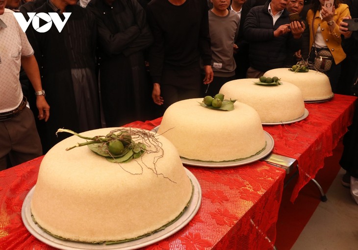 Độc đáo phong tục lễ xôi - gà nhập đình cho đàn ông từ 49 lên 50 tuổi ở Bắc Ninh - ảnh 4