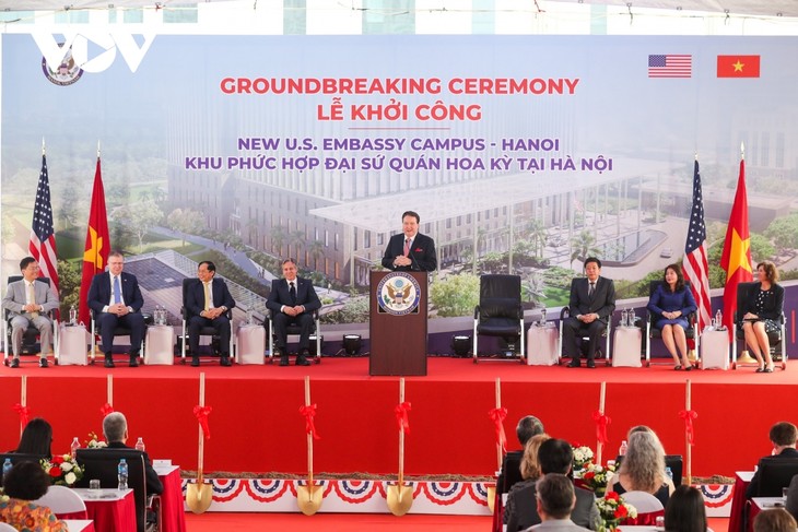 Ngoại trưởng Blinken khởi công trụ sở Đại sứ quán Mỹ mới ở Hà Nội - ảnh 1