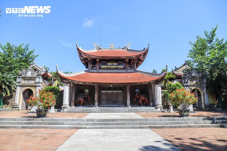 Khám phá ngôi đền thờ vua Quang Trung trên đỉnh núi xứ Nghệ - ảnh 6