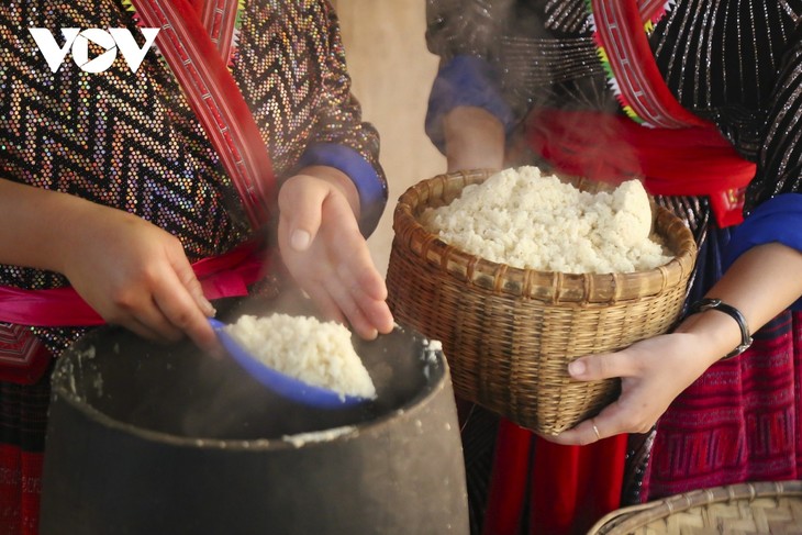 Khám phá món ăn mèn mén của người Mông nơi rẻo cao Điện Biên - ảnh 11