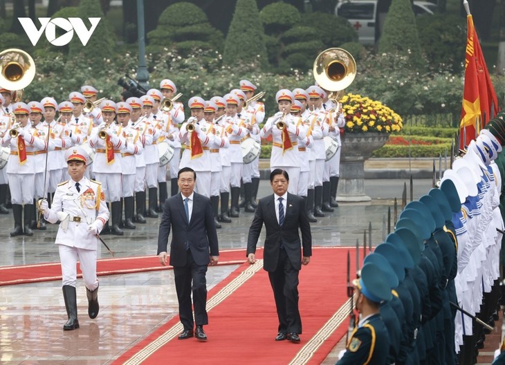 Toàn cảnh lễ đón và hội đàm giữa Chủ tịch nước Việt Nam và Tổng thống Philippines - ảnh 1