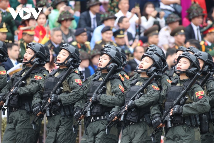 Hình ảnh diễu binh ấn tượng tại lễ kỷ niệm 70 năm Chiến thắng Điện Biên Phủ - ảnh 17