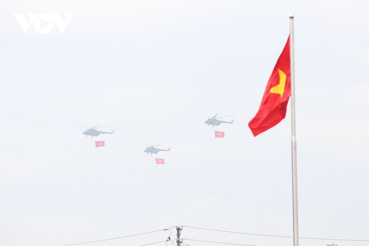 Hình ảnh diễu binh ấn tượng tại lễ kỷ niệm 70 năm Chiến thắng Điện Biên Phủ - ảnh 3