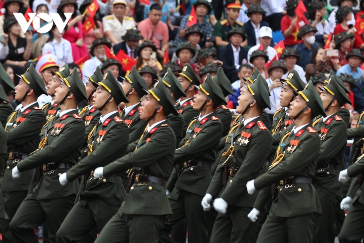 Hình ảnh diễu binh ấn tượng tại lễ kỷ niệm 70 năm Chiến thắng Điện Biên Phủ - ảnh 7