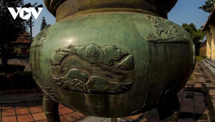 Chiêm ngưỡng Cửu Đỉnh Hoàng cung Huế - Di sản tư liệu thế giới - ảnh 10