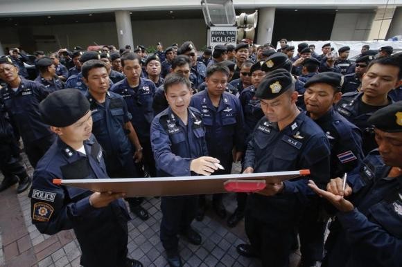 Thailand deploys troops to prevent anti-coup protest - ảnh 1