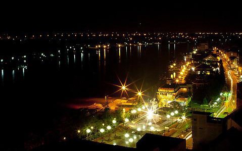 Ninh Kieu lantern night spotlights Can Tho tourism - ảnh 1