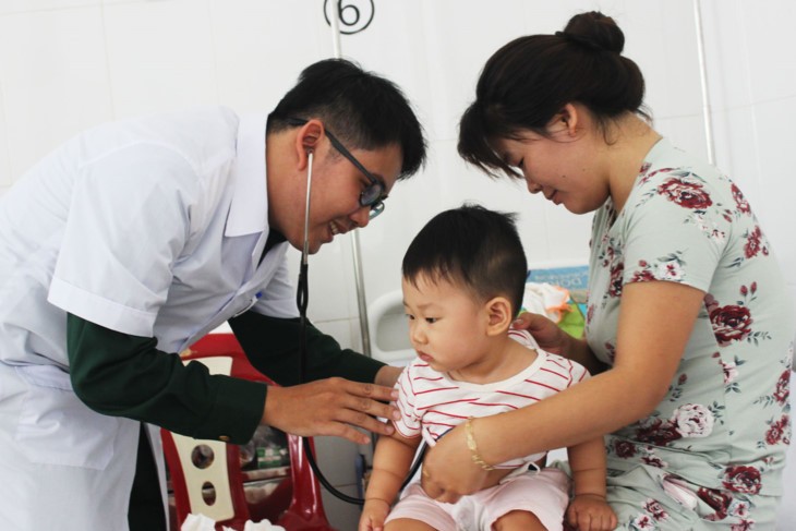 Young medic’s dedication earns ethnic people’s respect - ảnh 1