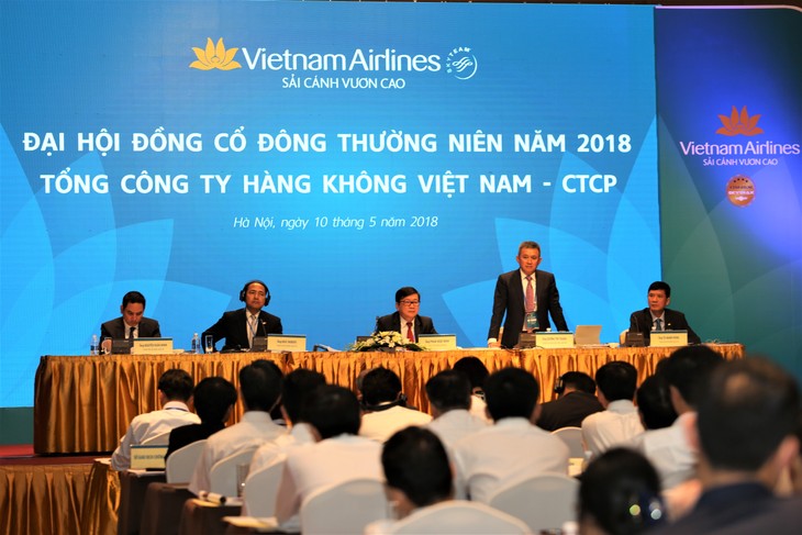 Vietnam Airlines targets 4.2 billion USD in revenues in 2018 - ảnh 1