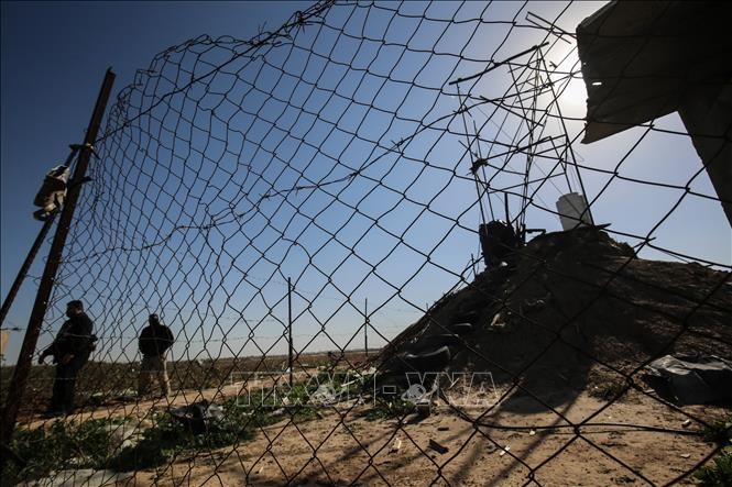 Israel builds massive fence on Gaza border  - ảnh 1