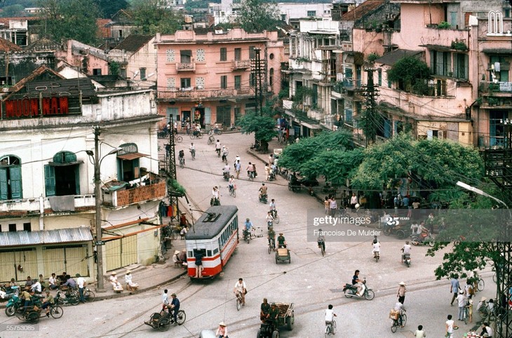 Hanoi in 1989 as seen through the lens of French journalist - ảnh 1